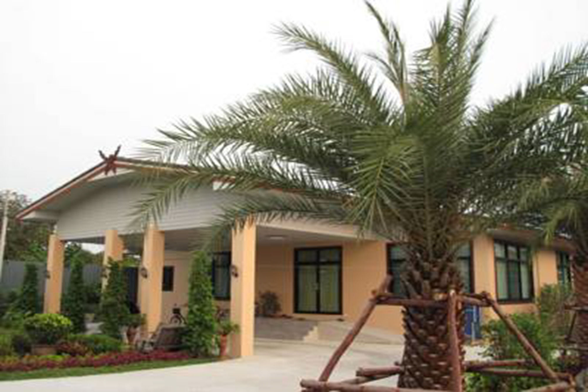 Qg Resort Banguecoque Exterior foto